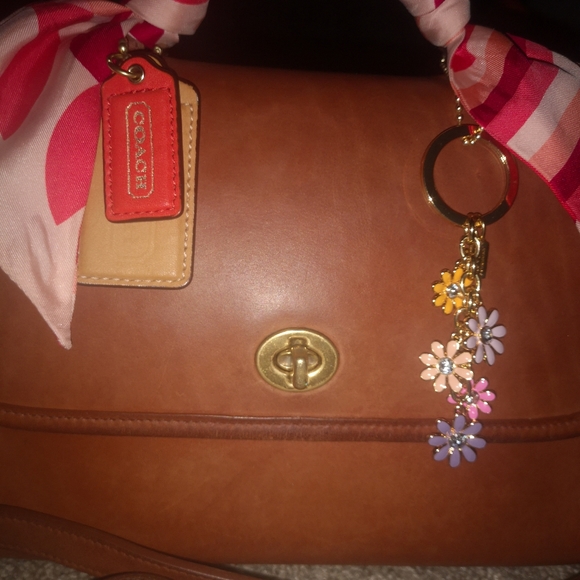 💯 auth Iconic Vintage Coach Court in British Tan! - Picture 7 of 14